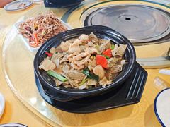 -东方之猪四更烤乳猪(金垦总店)