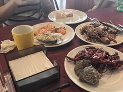 -荣誉国际酒店-云顶旋转餐厅