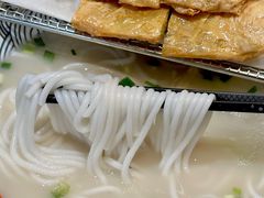 -凯峰鱼汤米线(金利達店)