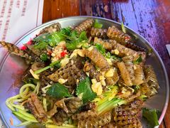-后街佬·炭火鲜鱼杂(南城店)
