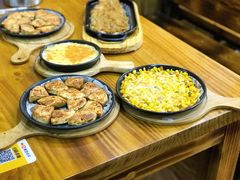 料理烤芝士玉米粒-老东镇啤酒屋海鲜加工·蒸汽海鲜·海鲜烧烤(台东店)