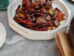 -蔼若春.传承三十年云南菜(金碧公园店)