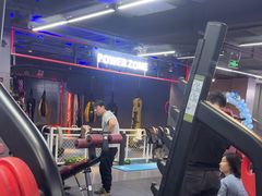 -开阳里游泳健身