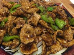 餐厅黑椒牛柳-青藤汗蒸时代会所