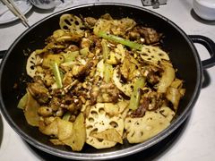 干锅牛蛙-蛙蛙叫干锅年代(簋街总店)