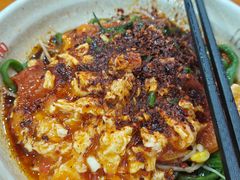 番茄鸡蛋油泼面-手擀菠菜面(西康路店)