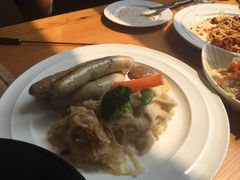 -LENBACH兰巴赫西餐啤酒坊(大连星海广场店)