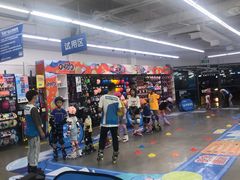 -迪卡侬(顺峰山店)