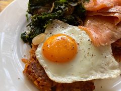 三文鱼红薯饼-Egg•Allday Brunch(襄阳北路店)