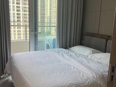 -格派影音酒店(岗厦地铁站店)