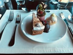 -澳门旅游塔360°旋转餐厅(南湾湖广场店)