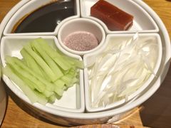 -伊喜饺子·烤鸭(五道口学院路店)