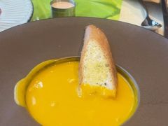 -华阳时光吧餐厅(华阳广场国际大饭店)