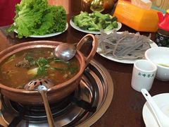 -银同牦牛肉火锅