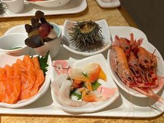 -雍和会海鲜姿造自助(湖东路店)
