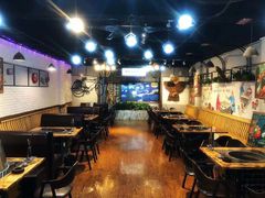 大堂-咱屯子铁锅炖(洪楼店)