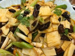 -瑞杰烧烤店·24小时营业(山东路店)