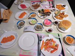 -四海一家自助餐(益田假日广场店)