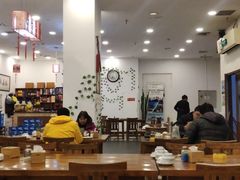 大堂-老猎户炭火锅羊汤(万达店)