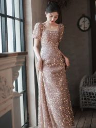 -衣贝姿婚纱礼服馆