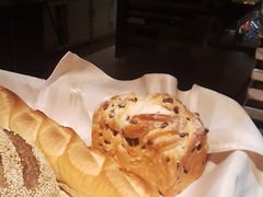 -昆山裕元花园酒店·温莎西餐厅