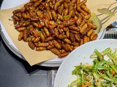 -鸭绿江海鲜烧烤大排档(杏林街店)