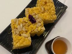 榄仁萨其马-白天鹅宾馆-宏图府餐厅