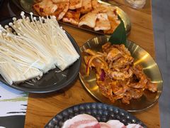-合易泓烤肉·海肠捞饭(火车站店)