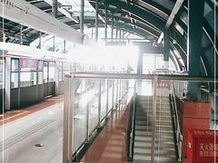 -国际港务区(地铁站)