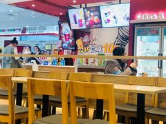 大堂-DQ·蛋糕·冰淇淋(奥林匹克广场店)