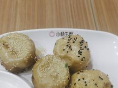 -小杨生煎(金山百联购物中心3楼店)