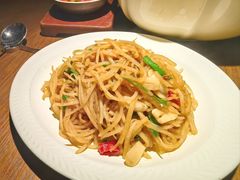 -肆海小川菜酒馆Wine Bistro (青年路店)