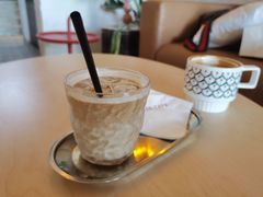 -浮漫咖啡(镜湖万达广场店)