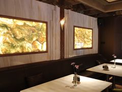 -Mogul Eatery·大亨餐酒馆