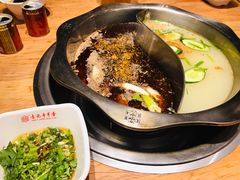 -袁记串串香(川师店)