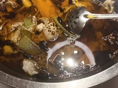 -鑫巴蜀小镇 · 水煮鱼专研店(玉桥店)