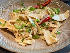 -半山腰·云南菜(侨福芳草地店)