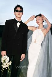 -雪中彩影婚纱摄影·微光艺术中心