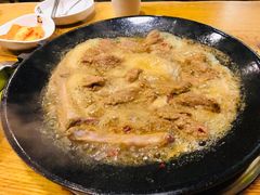 -喇喇排骨火锅·传统韩式脊骨汤(望京西园总店)