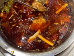 -肖肖酸萝卜鱼火锅(总店)