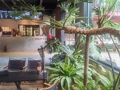 -J Create城市露营咖啡·简餐·宠物(上海动物园店)