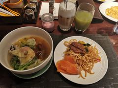 -深圳星河丽思卡尔顿酒店