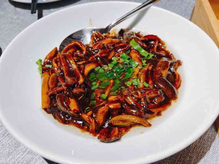 绿波廊(豫园路店)-"很不错,超爱葫芦酥,桂花拉糕也很赞,那个.