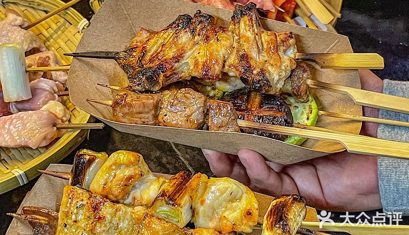 5r一串‼️杭州坠好吃平价街头烧鸟‼️氛围感💯提灯9r一串好吃哭