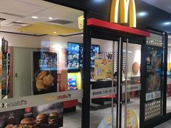 门面-麦当劳(百联西郊购物中心店)