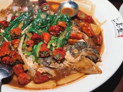 葱焖鱼头-上名堂·鱼头好吃(体育场路店)