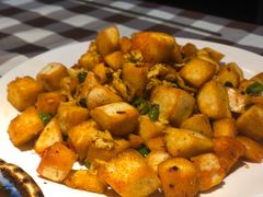 -六福烧烤酒馆(秦隆步行街店)