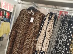 -H&M(乐客城夏庄路店)