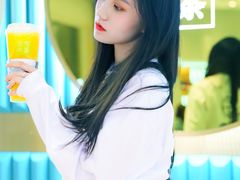 -奈雪的茶(亨特国际广场店)