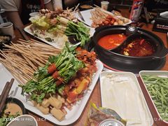 -牛小嫩串串火锅(老国贸总店)